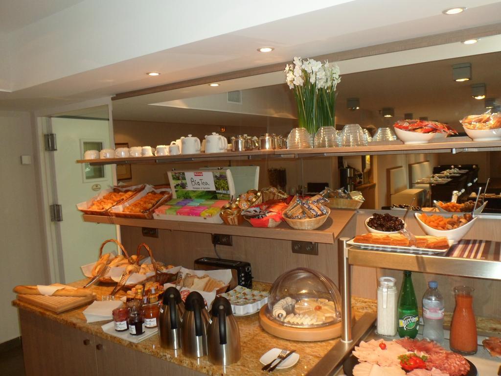 Residhome Plazza Aparthotel 4*