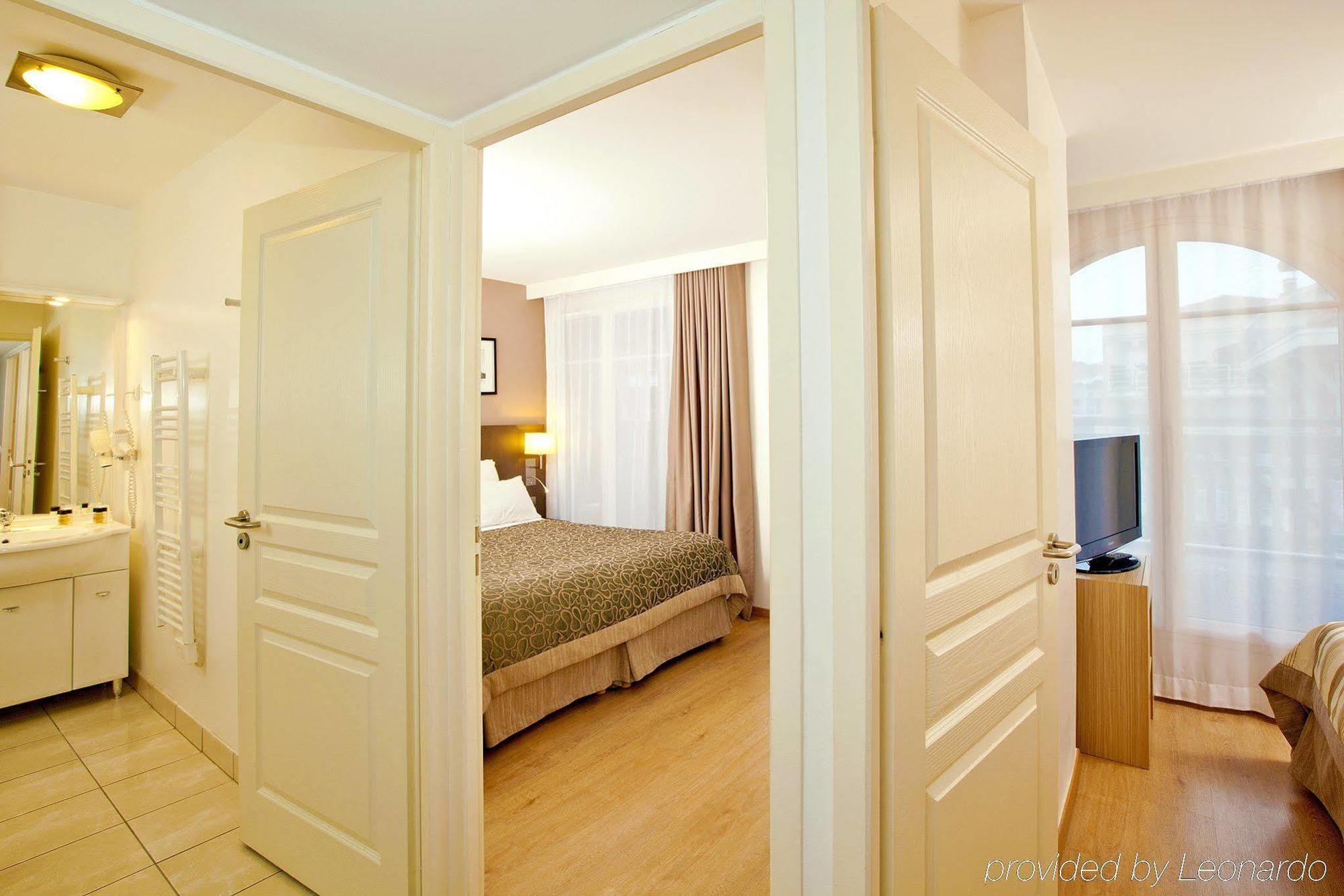 Residhome Plazza 4*